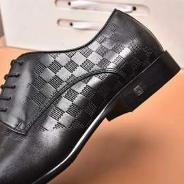 Picture of Louis Vuitton Shoes _SKULVsz38-44mnf072214435